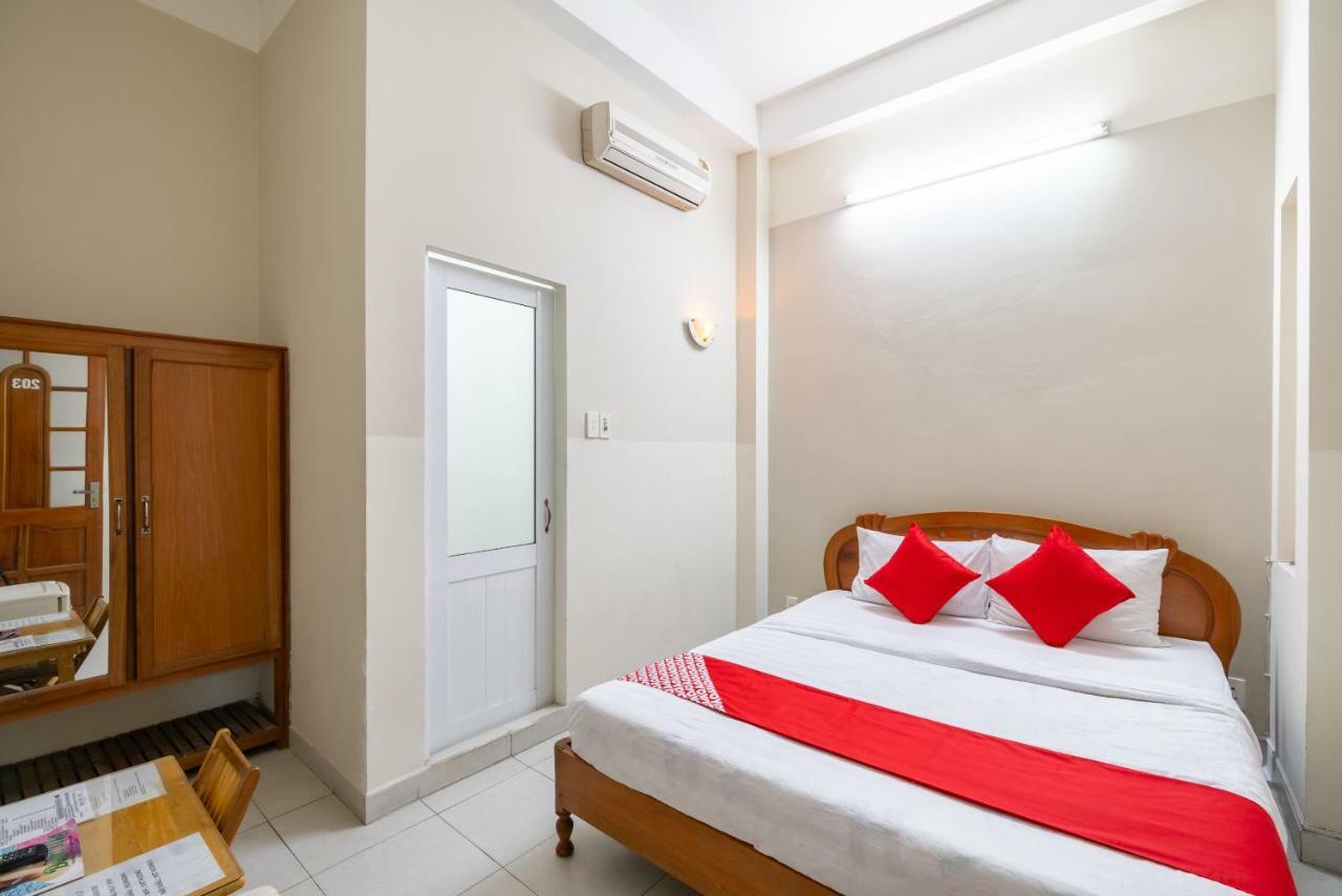Oyo 242 Thien Thanh Hotel Da Nang Luaran gambar