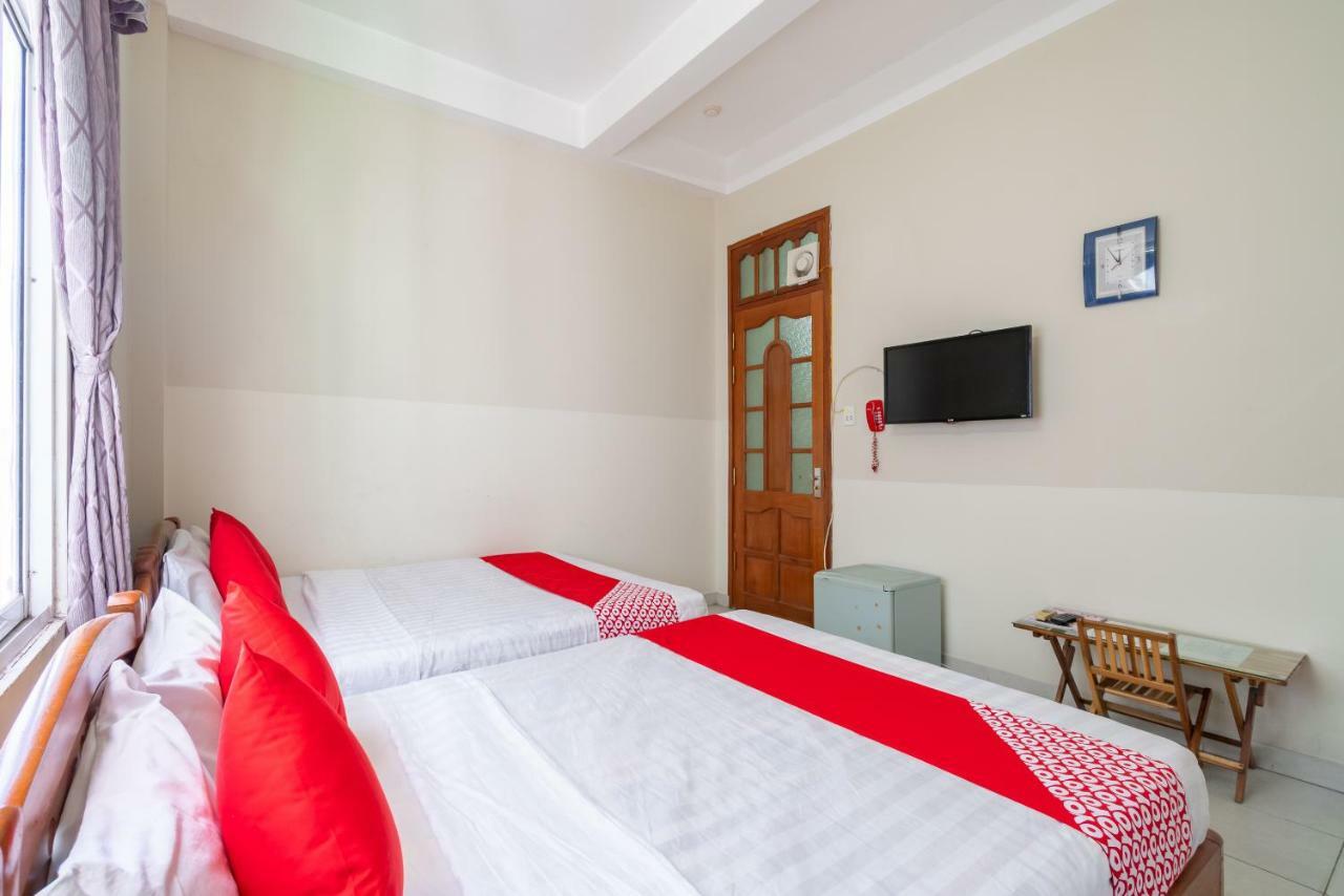 Oyo 242 Thien Thanh Hotel Da Nang Luaran gambar